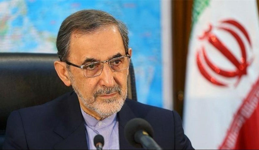 ولایتی: استاد انیس نقاش نقش بسیار مهمی در جبهه مقاومت ایفا نمود