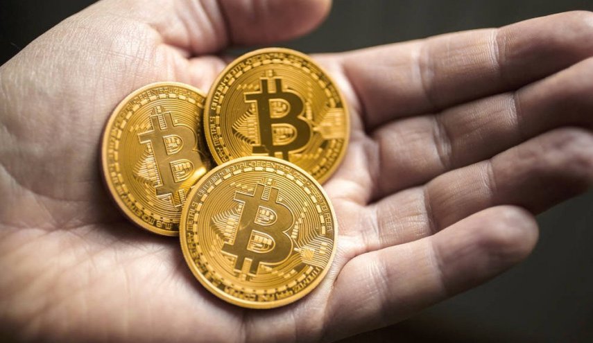 كارثة لأغنى رجل في العالم... بتكوين أخرجته من رأس القائمة!