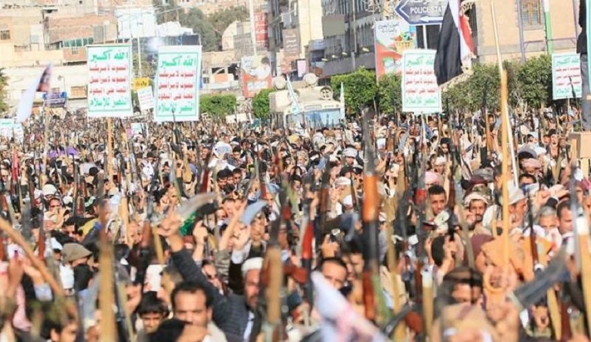 اليمنيون يخرجون الجمعة في تظاهرات ضد الحصار والعدوان 