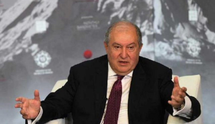 أزمة أرمينيا تتعمق..الرئيس الأرميني يرفض إقالة قائد عسكري