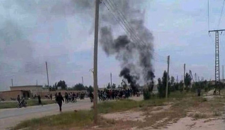 ميليشيا قسد تطلق الرصاص على معلمين خرجوا بمظاهرة ضدها في الرقة
