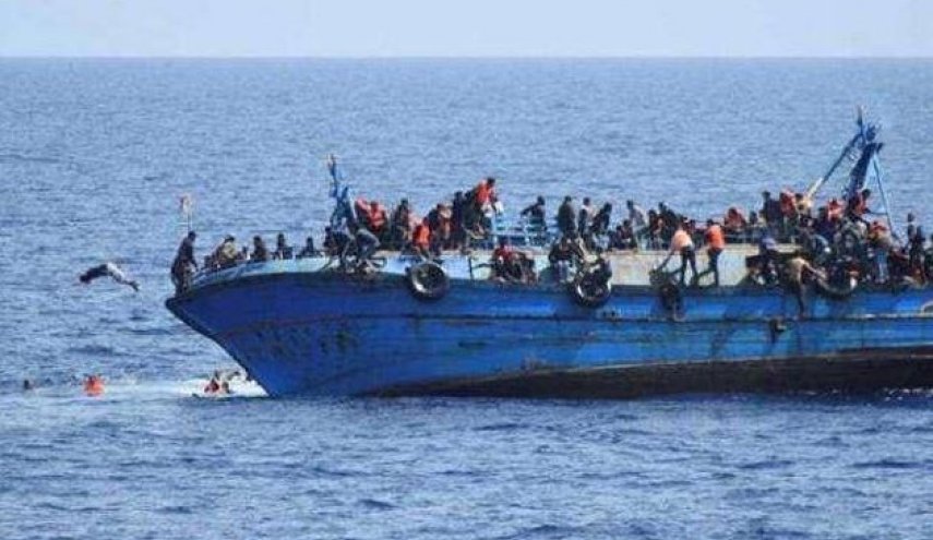  20 مهاجرا على الأقل ماتوا غرقا بعدما رماهم مهربون في البحر 