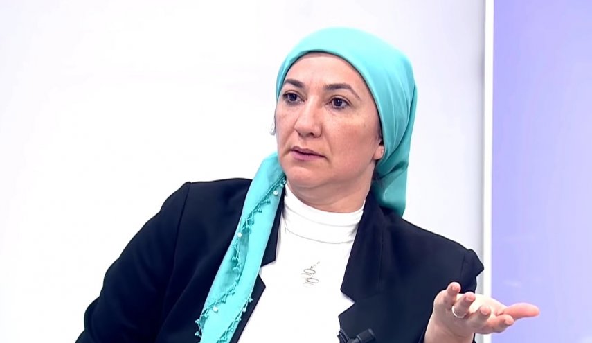 العفو الدولية تدين بشدة سحب الجنسية من ناشطة مصرية