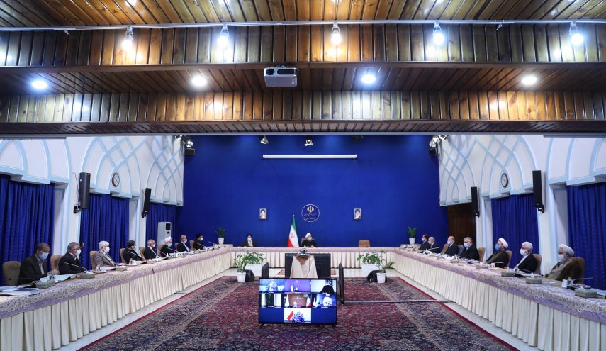 امروز خود تحریم کنندگان ایران با اذعان به شکست شان، تنها راه را بازگشت به مسیر پیش از جنگ اقتصادی معرفی می کنند/ گرانی برخی کالاها از عوارض تحریم گسترده کشور است