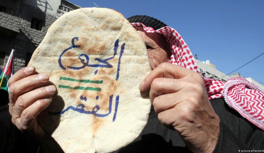 شبح إقتصادي يرعب الاردنيين على خطى ازمة لبنان