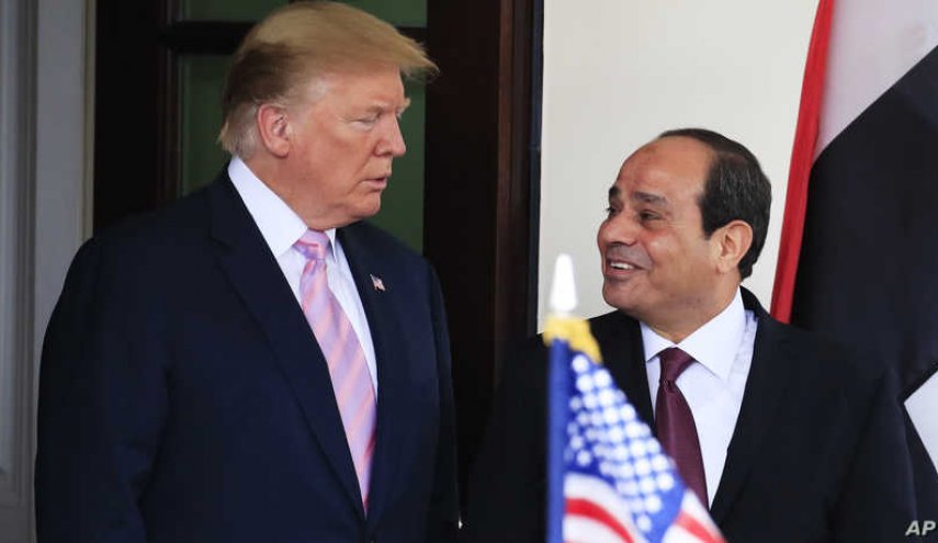 لماذا دفع النظام المصري نصف مليار دولار لإدارة ترمب؟!