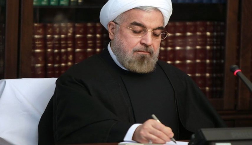 روحانی برای نخست وزیر پاکستان آرزوی سلامتی و بهبودی کرد
