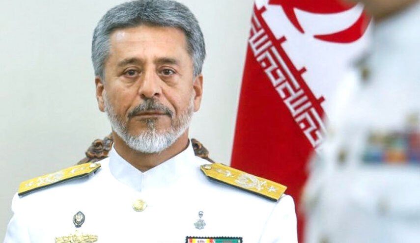 دریادار سیاری: ارتش آمادگی مقابله با هر دشمنی را دارد