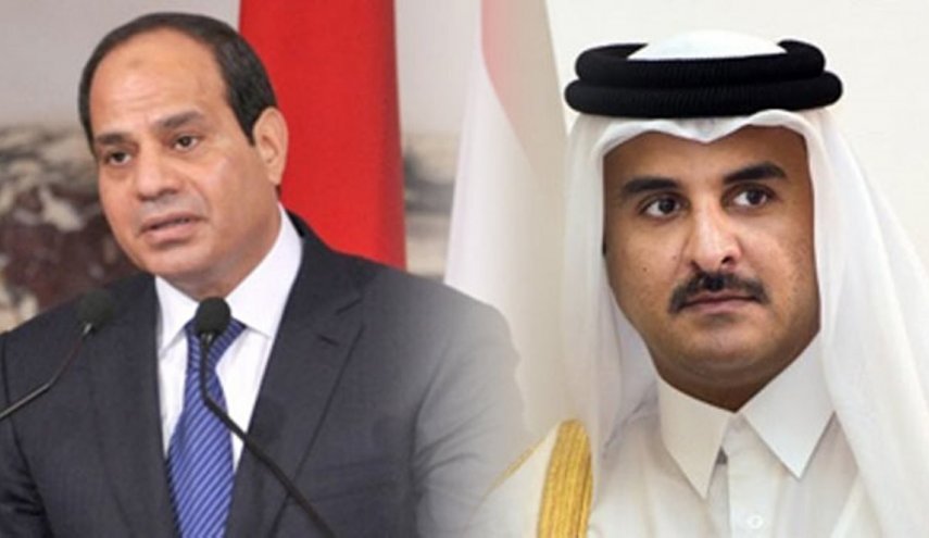 أمير قطر يعزي الرئيس المصري بحادث قطاري سوهاج