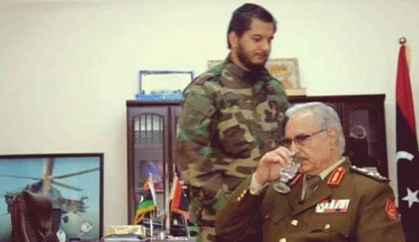 رسانه آمریکایی: اسرائیل از «صدام حفتر» در لیبی حمایت می‌کند
