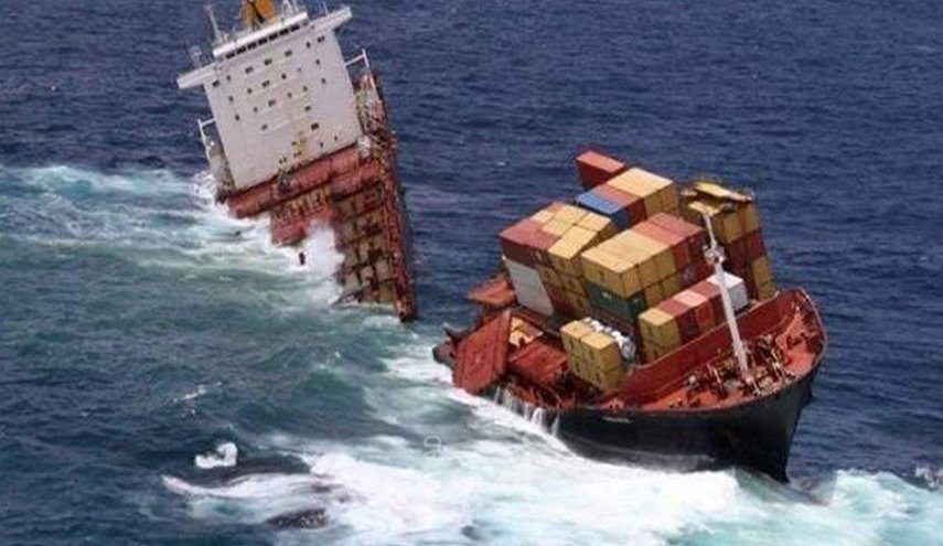 إندونيسيا.. 17 شخصا فقدوا اثر تصادم مركب صيد وسفينة في بحر جاوة