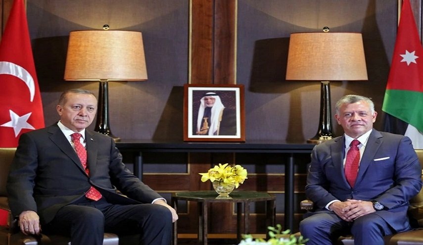الملك الأردني و أردوغان يبحثان العلاقات المشتركة و القضايا الإقليمية
