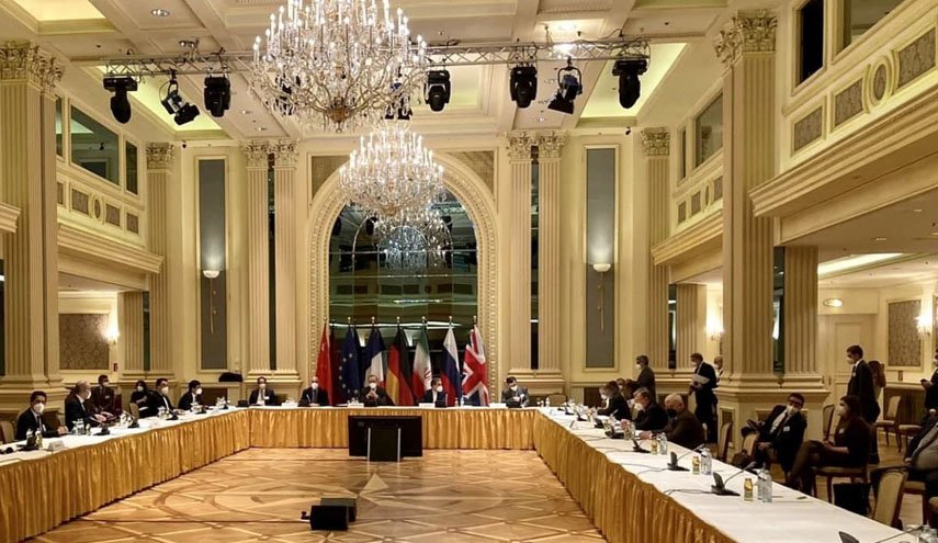 لوفیگارو: ایران لغو تحریم های آمریکا را با صادرات نفت و معاملات بانکی راستی آزمایی می کند