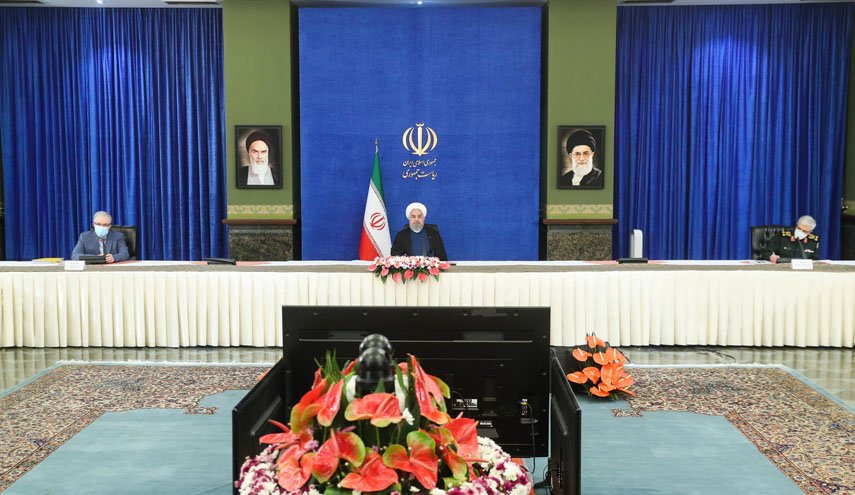 روحانی: ورود ویروس انگلیسی از عراق، مهمترین عامل موج چهارم کرونا در کشور بود/ لزوم برخورد قاطع با نقض کنندگان قرنطینه و نکات بهداشتی/ تصویب پرداخت بسته حمایتی ویژه ماه رمضان به 60 میلیون نفر/ مهلت پرداخت وام گیرندگان ۶ ماه دیگر تمدید شد