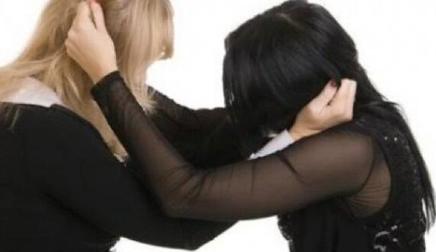 مشاجرة بسبب كيس قمامة تنتهي بمقتل سيدتين!

