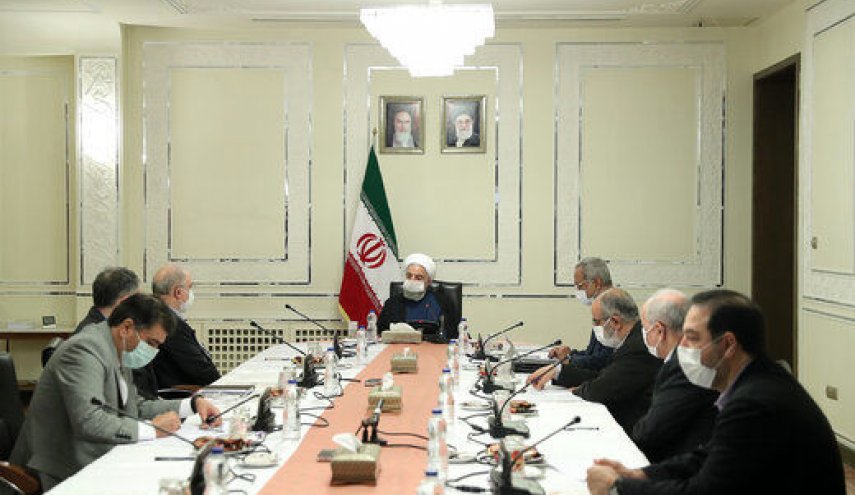 محدودیت‌های شهرهای قرمز و نارنجی تا پایان هفته آینده تمدید شد/ تفویض اختیار به قرارگاه عملیاتی ستاد ملی کرونا برای اتخاذ تصمیمات لازم و فوری