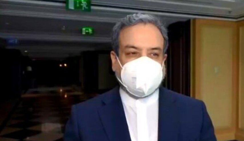 عراقچی: تحریم های جدید اروپا به معنای تضعیف گفتگوهای هسته ای است