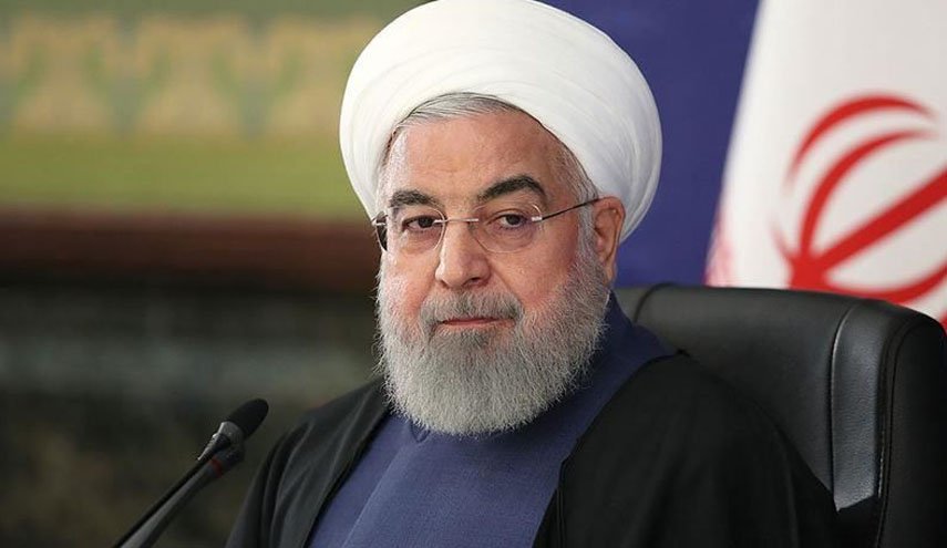 روحانی: ارتش ایران ارتش انقلاب است و باید از ارزشها و رای ها دفاع کند