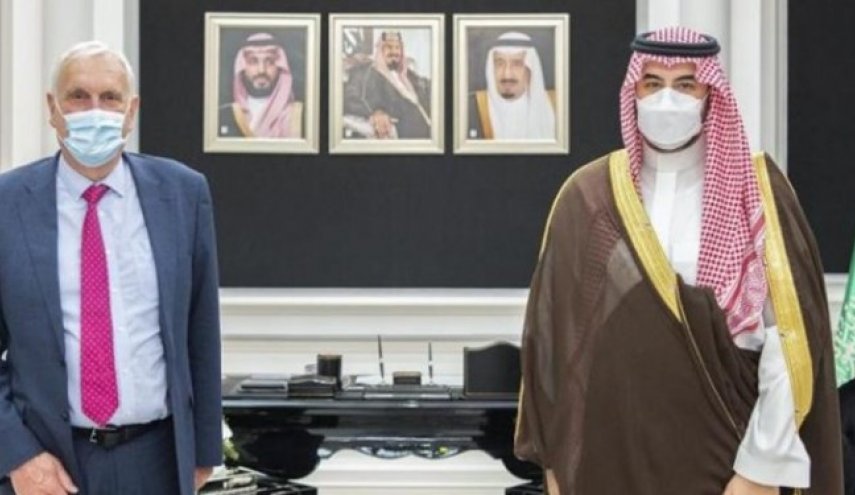 دیدار فرستاده نخست‌وزیر انگلیس با معاون وزیر دفاع عربستان
