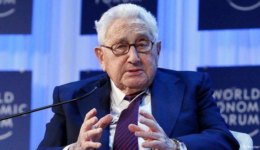 کیسینجر: اروپا نباید از اختلاف آمریکا و چین سوء استفاده کند / نیاز آمریکا به همزیستی با چین