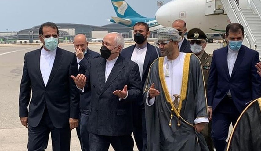 ظریف وارد عمان شد
