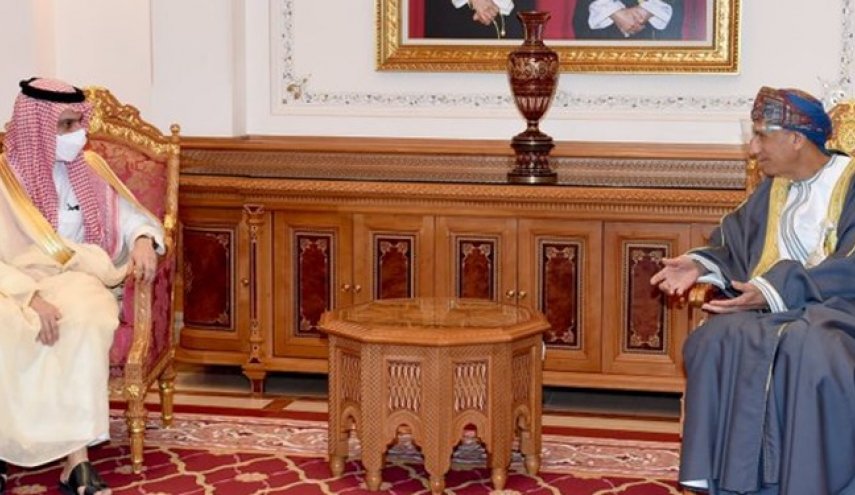 پیام مکتوب شاه عربستان سعودی به سلطان عمان
