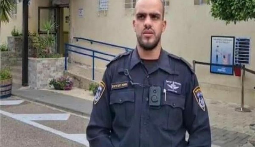 شرطي عربي ينسحب من أمن الاحتلال وينضم للنضال الفلسطيني
