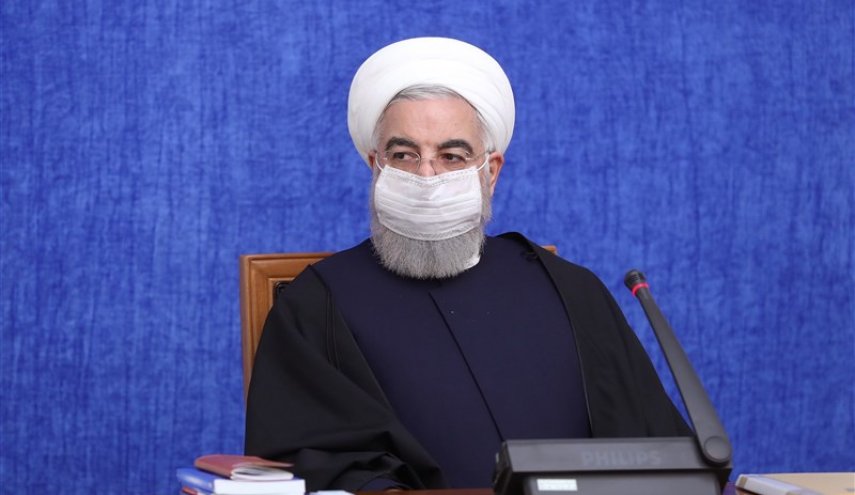 روحانی: ساختار اقتصاد دولتی برای اداره مناطق آزاد آسیب‌زا خواهد بود