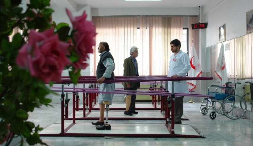 تصنيع أول نموذج لمفصل الركبة في ايران