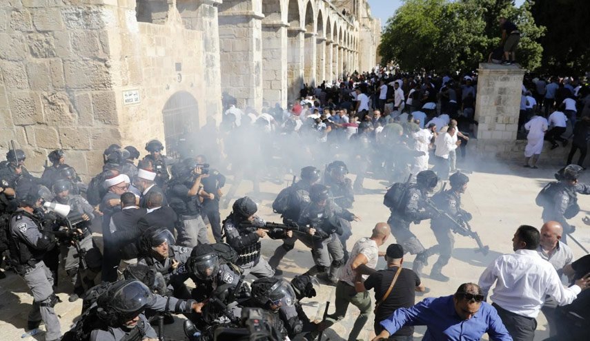 الأردن يدين اقتحام قوات الإحتلال للمسجد الأقصى