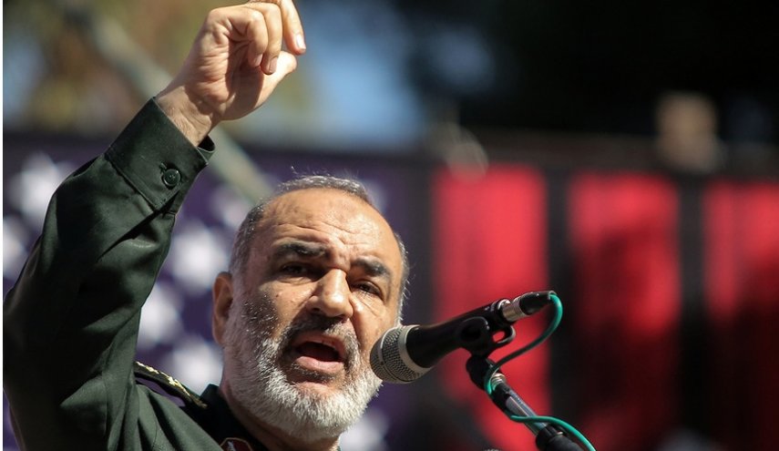 سردار سلامی: رفع محرومیت مسیری توقف‌ناپذیر برای سپاه است