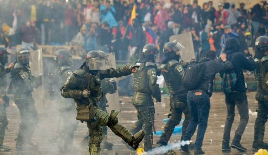 كولومبيا..ارتفاع عدد القتلى في تظاهرات مناهضة للحكومة خلال 24 ساعة