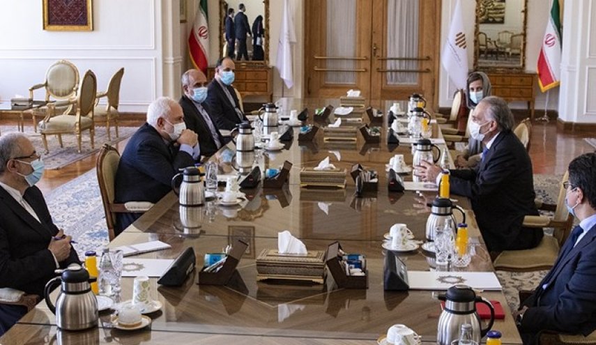 تأکید ظریف بر حمایت از گفت‌وگوهای بین الافغانی و حفاظت از دستاوردهای مردم افغانستان
