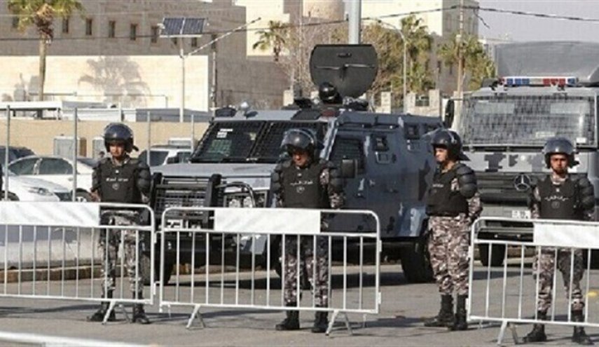 جريمة قتل الطالبة لانخفاض درجاتها تشعل مواقع التواصل بالأردن
