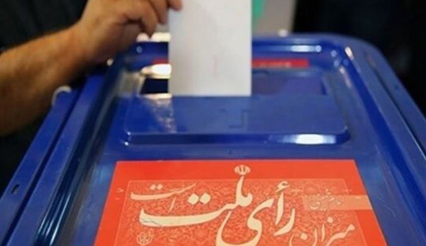 آغاز شمارش آرا در شمال شرق و مرکز آمریکا/ رای گیری در ایالت های غربی ادامه دارد