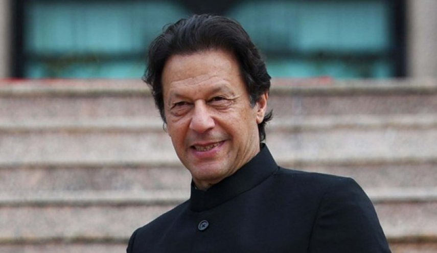 عمران‌خان: پیروزی برادرم آیت‌الله رئیسی را تبریک می‌گویم
