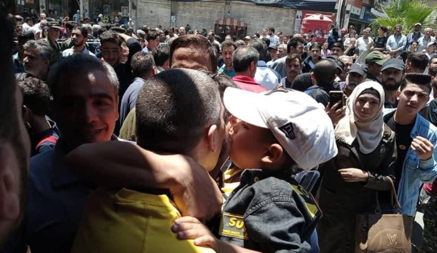 للمرة الثالثة.. الافراج عن مجموعة من المعتقلين بريف دمشق