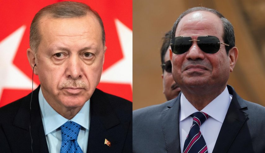  هكذا يستبد القلق بآلاف المصريين المعارضين في تركيا