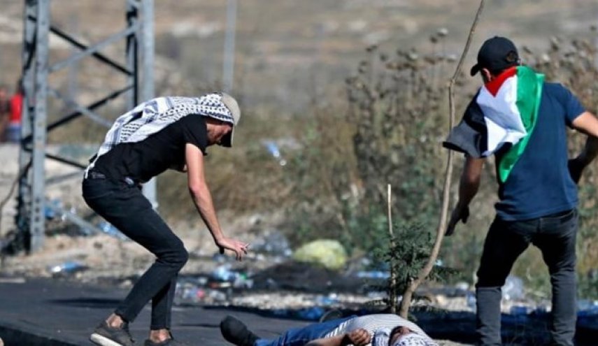 زخمی شدن بیش از 100 نمازگزار فلسطینی در حمله نظامیان صهیونیست 