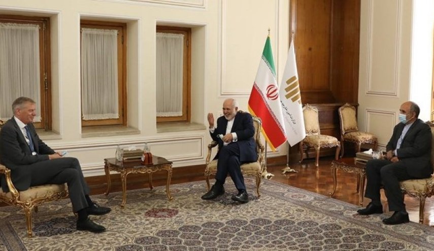 پایان ماموریت سفیر انگلیس در تهران/خداحافظی «مک ایر» از ظریف