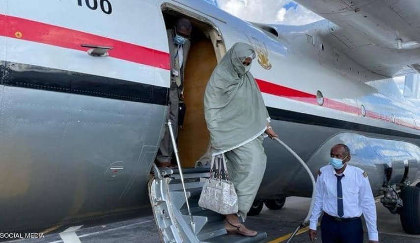 وزيرة خارجية السودان تصل الى روسيا 
