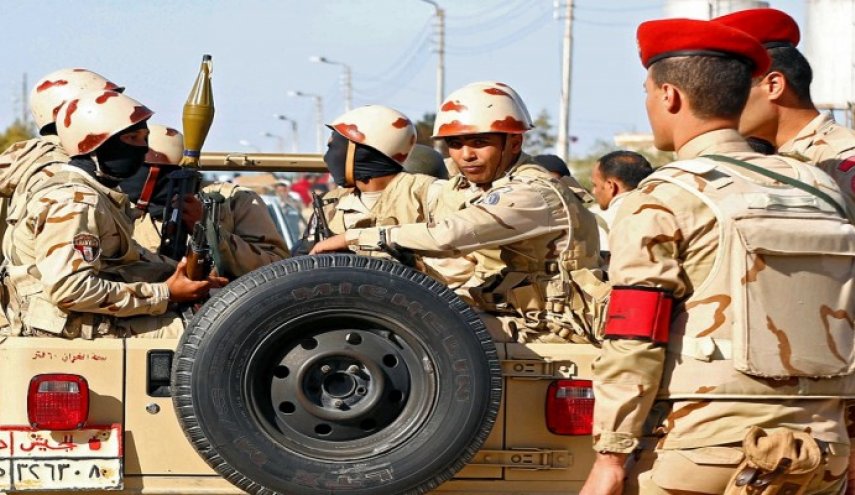 قتلى وجرحى من الجيش المصري باشتباكات مع 