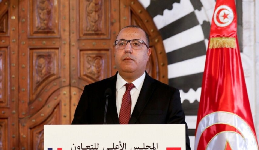 مطالبة رئيس الحكومة التونسية بالاستقالة