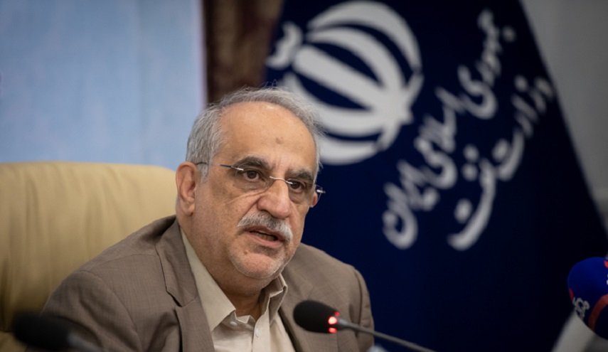 الخميس.. إيران تصدر أول شحنة نفط لها من بحر عمان