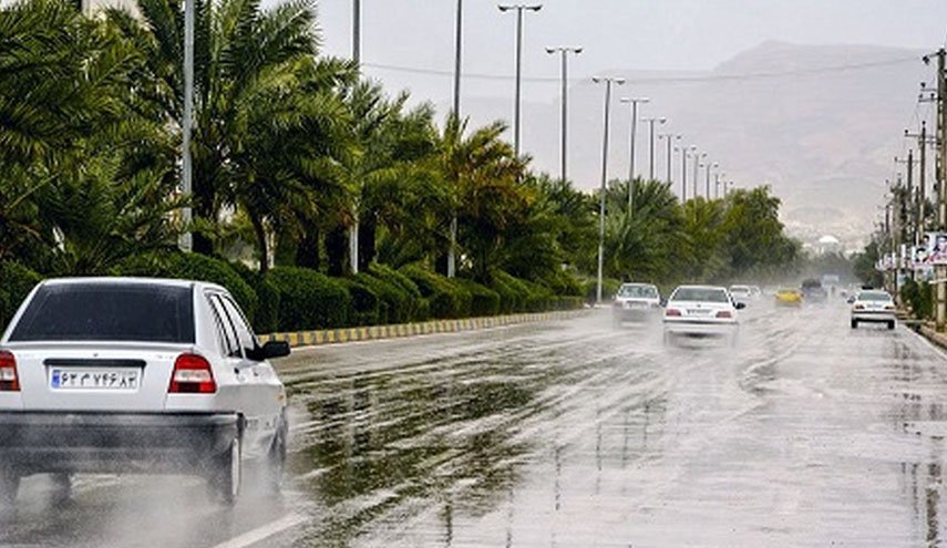 باران و رعد و برق مناطق جنوبی کشور را فرا می‌گیرد