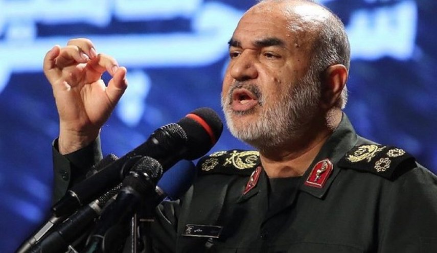 اللواء سلامي يستعرض اجراءات الحرس الثوري لمعالجة مشاكل خوزستان