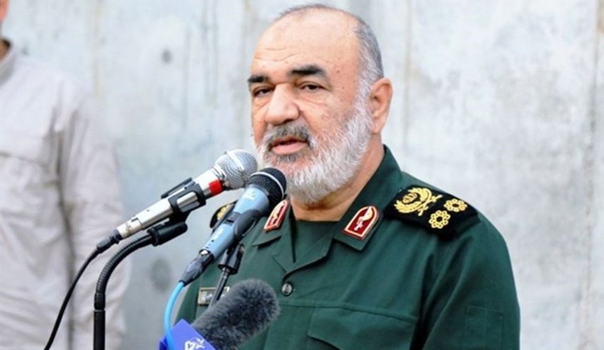سرلشکر سلامی: بخش مهمی از زوال آمریکا در صحنه جهانی در عراق اتفاق افتاده است