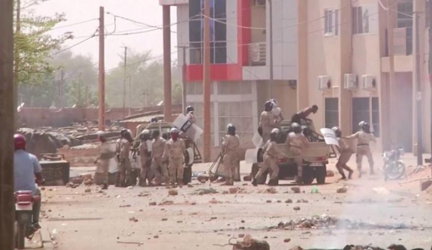 النيجر.. مقتل 14 مدنيا بهجوم قرب الحدود مع مالي
