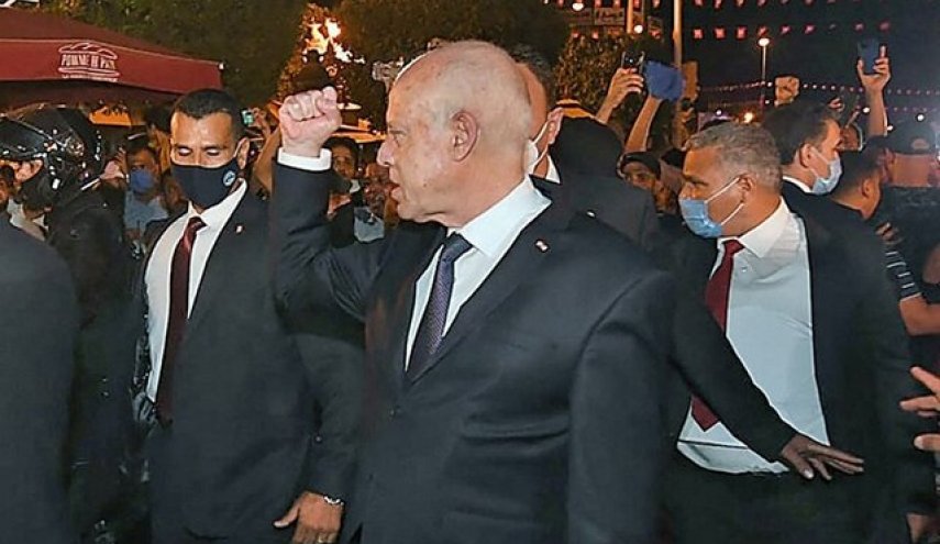 مصر و الجزایر بر حمایت کامل از رئیس‌جمهوری تونس توافق کردند