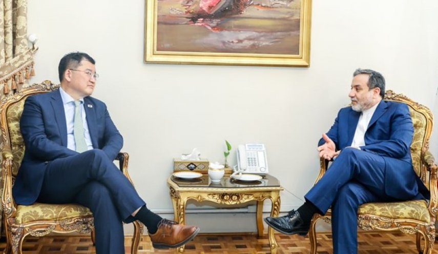 عراقچی: مرتبط کردن منابع ارزی بلوکه شده ایران در کره با مذاکرات برجام غیرقابل قبول است